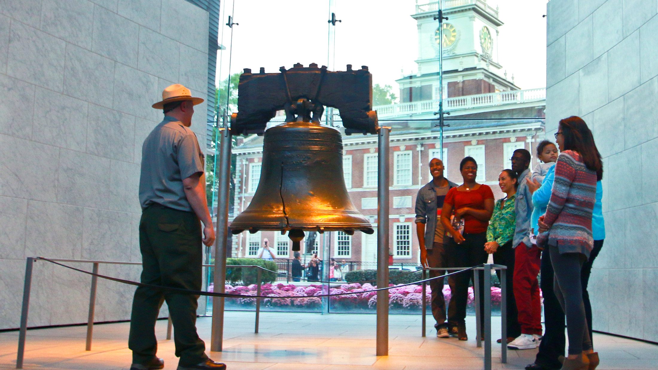 Tour De Lit Liberty Magnifique the 10 Most Essential Things to Do On Your First Visit to Philly